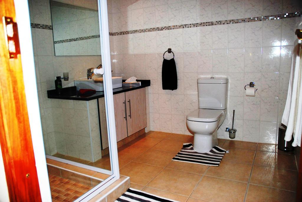 Casa Bianca Guest Lodge Hartbeespoort Zimmer foto